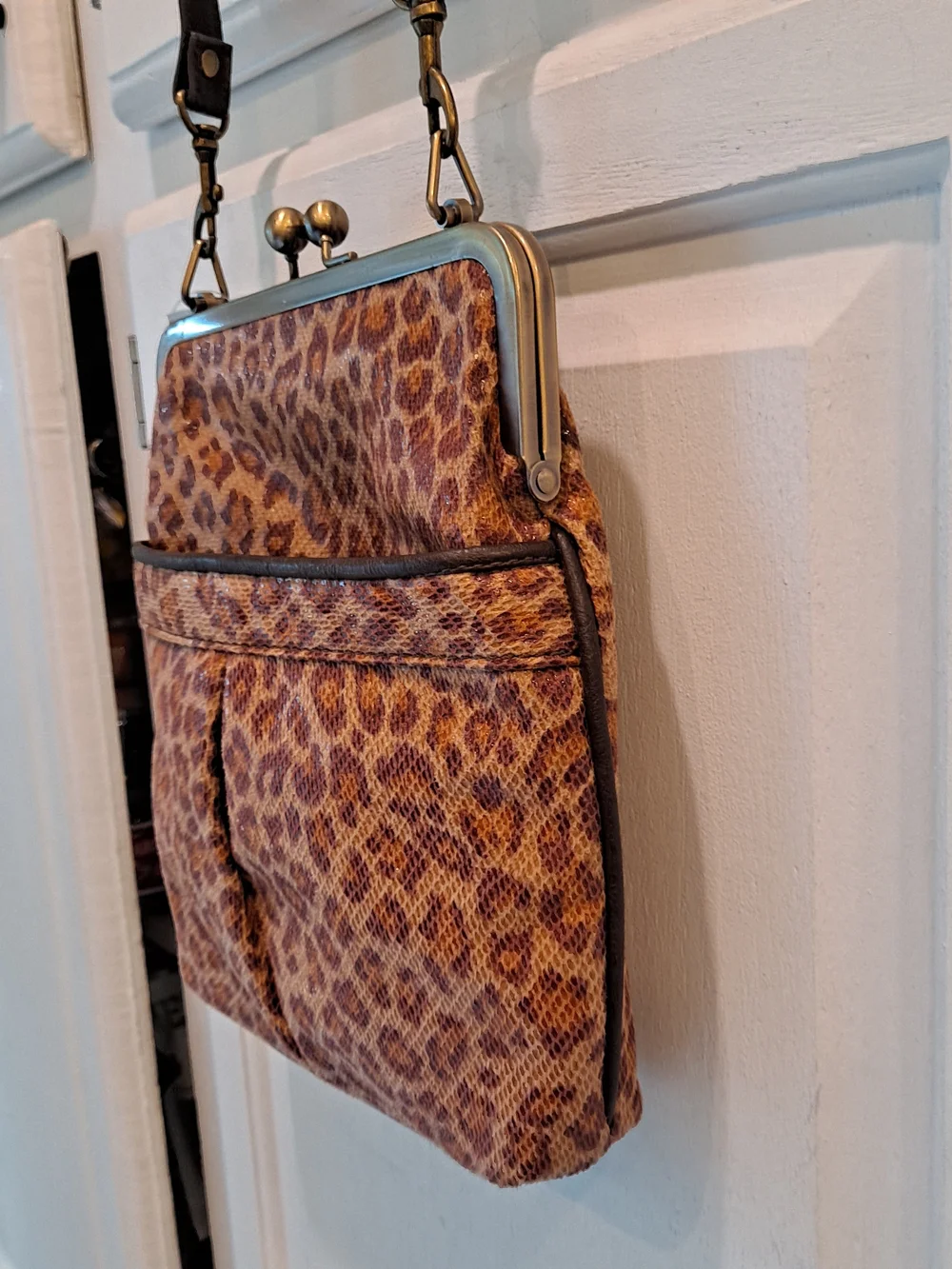 Bueno vegan leopard slip